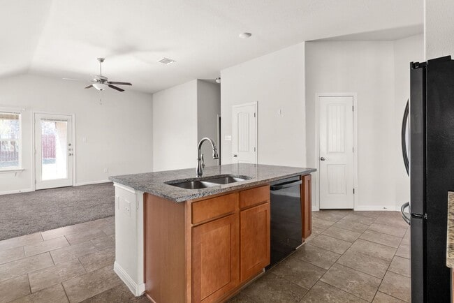 Photo - 3902 Flatrock Mountain Dr