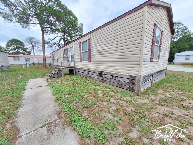 Building Photo - 1134 Kelly Dr