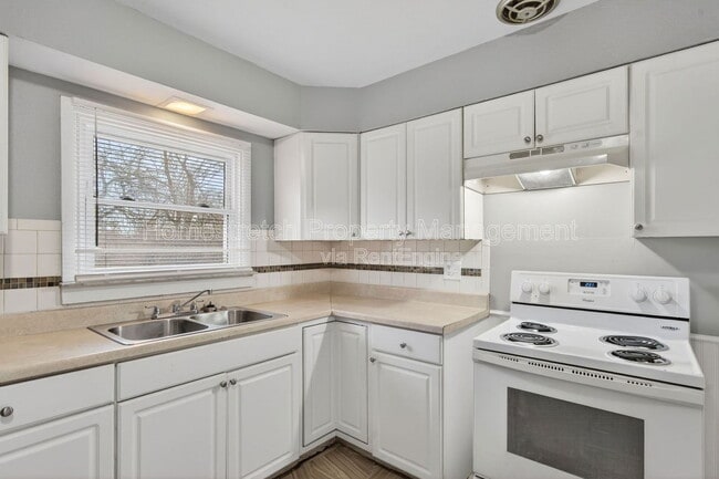 Photo - 12070 Garden Ln