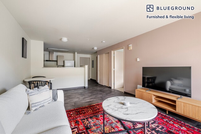 Photo - 4760 21st Ave NE Unidad FL3-ID864