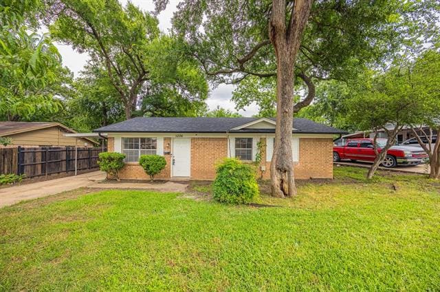 Photo - 1206 Curtis Dr House