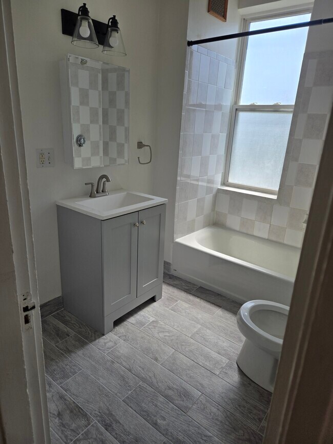 Photo - 1185 Commonwealth Ave Unidad 19