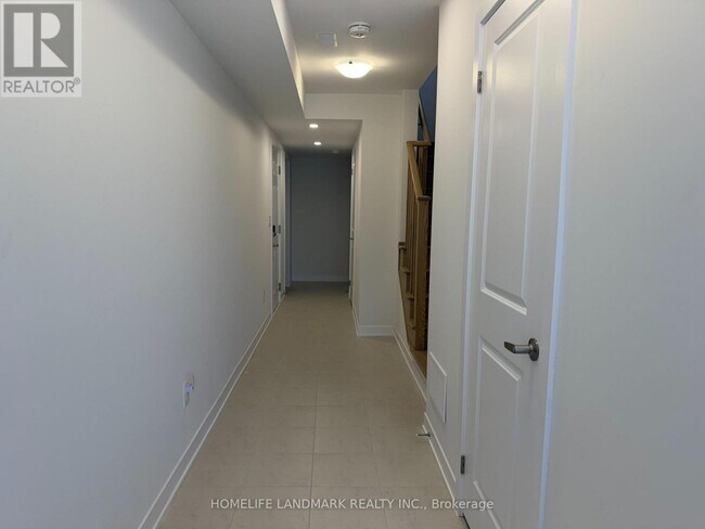 Photo - 111 Anna Russell Way