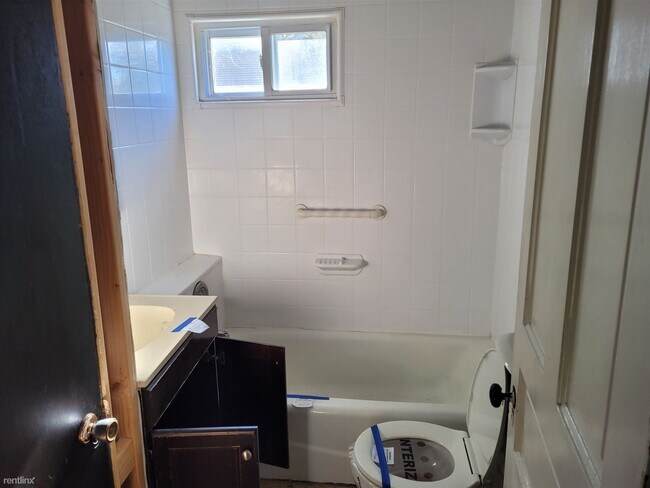 Photo - 4 br, 1 bath House - 1211 4th Avenue