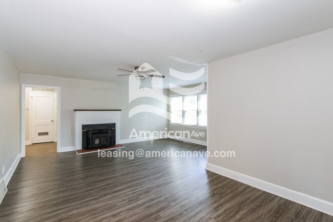 Photo - 16 Erskine Ln