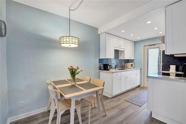 Building Photo - 224 Hibiscus Ave Unit 159