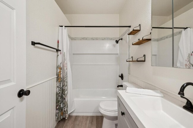 Photo - 240 Amesport Landing Unit 240