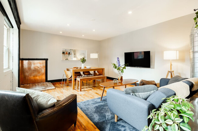 Building Photo - 1304 Broadway Rental