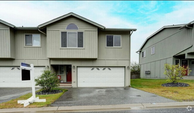 Building Photo - 401 S Wasilla St Rental