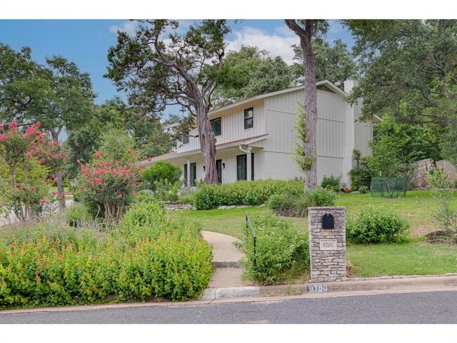 Photo - 8700 Mountainwood Cir