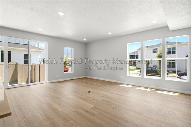 Photo - 1452 Pleasant View Dr