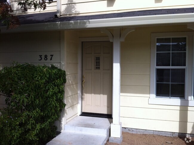 Building Photo - 387 Redwood Heights Ct Rental