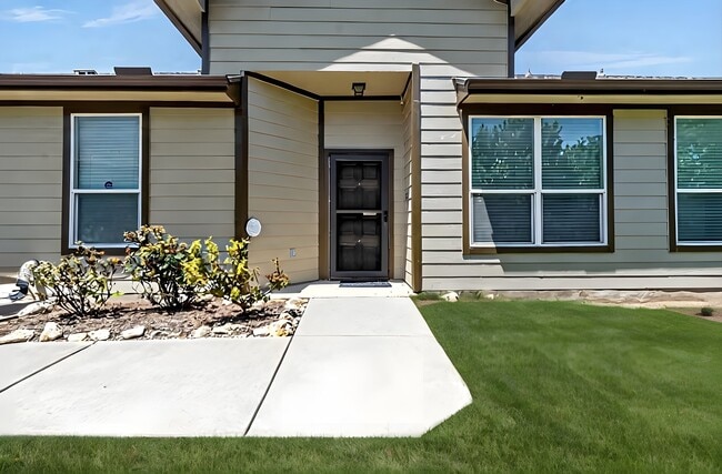 Photo - 711 Rolling Oak Dr Unit 123