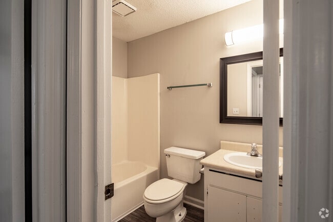 1&nbsp;HAB, 1&nbsp;BA: 610&nbsp;ft² - Arbor Park