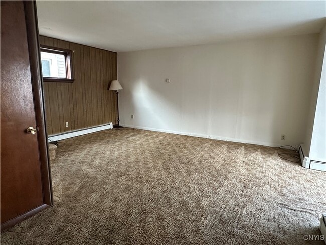 Photo - 64 E 5th St