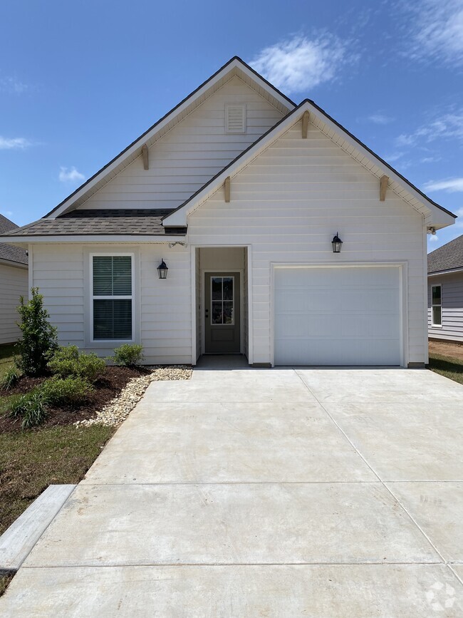 Building Photo - 12113 Trophy Ln Rental