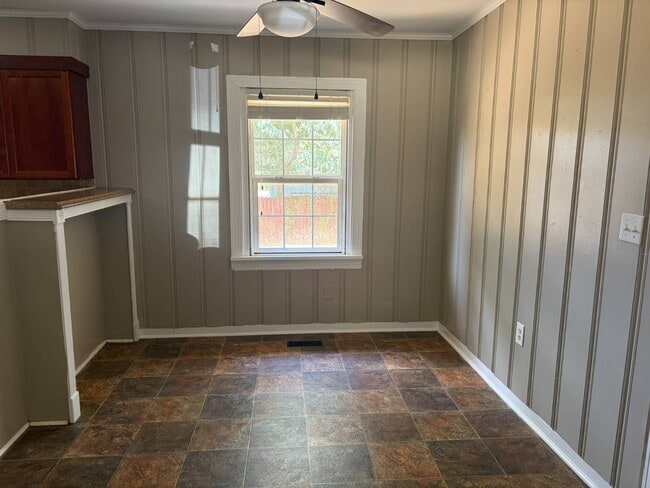 Photo - 1122 Chestnut