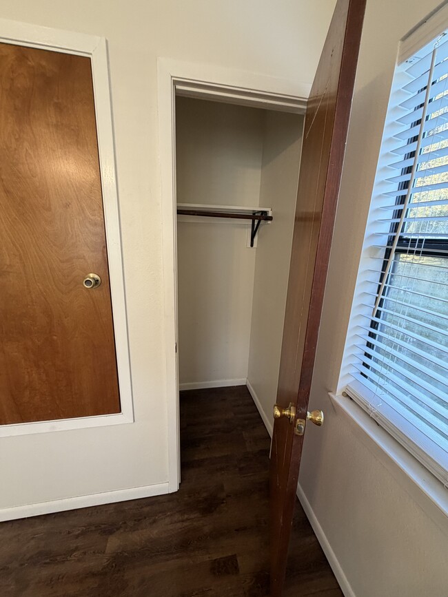 Photo - 817 Tanager Rd