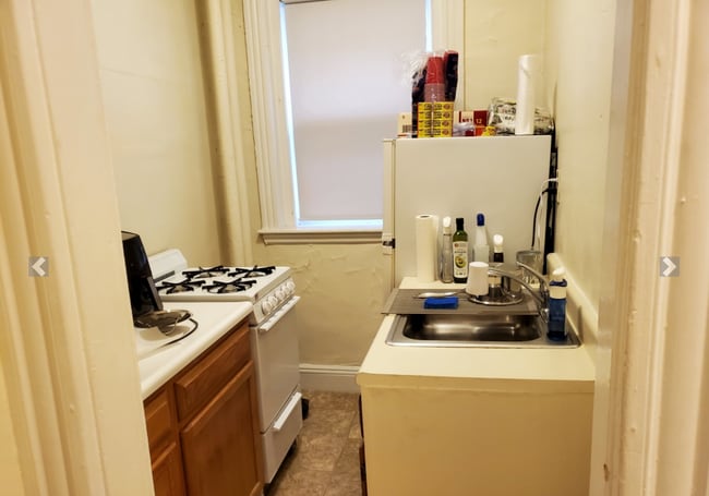 Building Photo - 120 Boylston St Unit #2 Rental