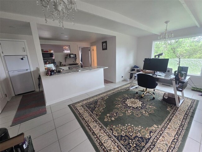 Photo - 1106 The High Rd