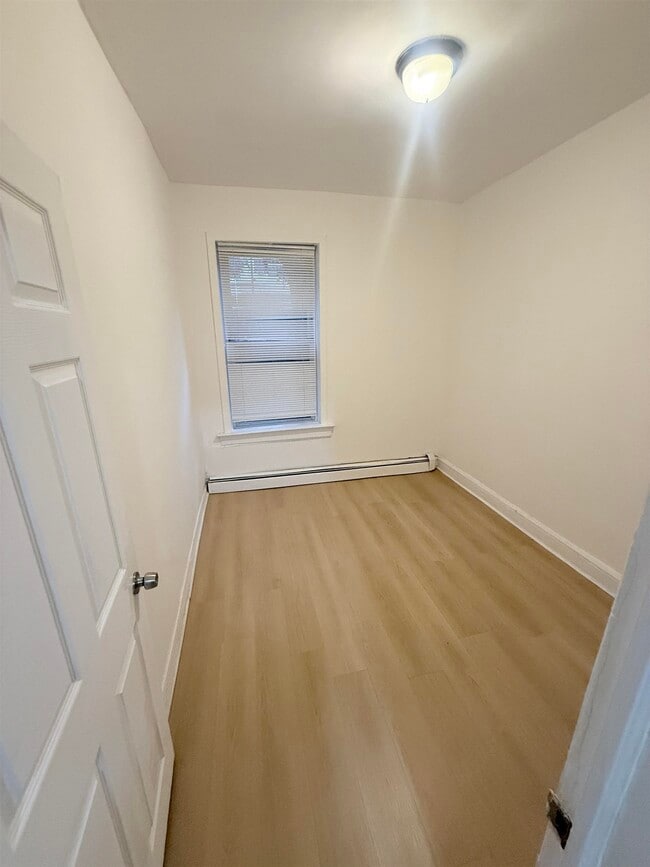 Photo - 406 Woodlawn Ave Unidad 1