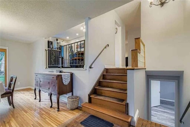 Photo - 10105 39th Ave N