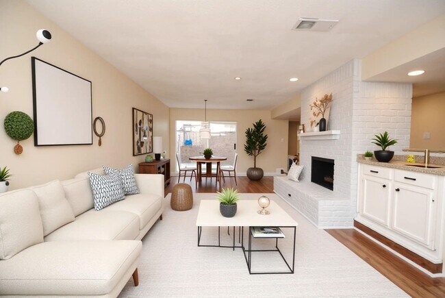 Photo - 738 Country Pl Dr Unit C