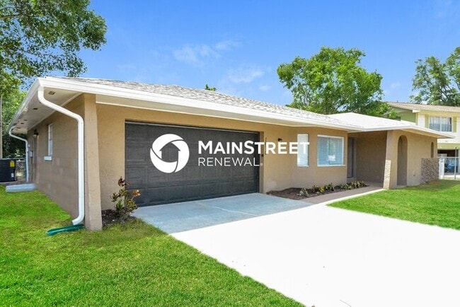 Photo - 4 Bedroom Pet-Friendly Home in ORLANDO, FL with Main Street Renewal