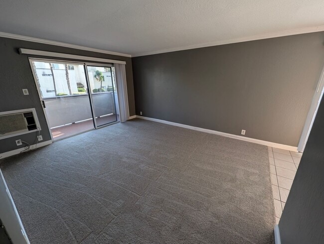 Photo - 2nd Floor Condo Available Now - Great Location!