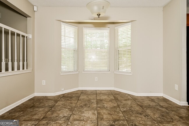 Photo - 100 Woodcrest Way