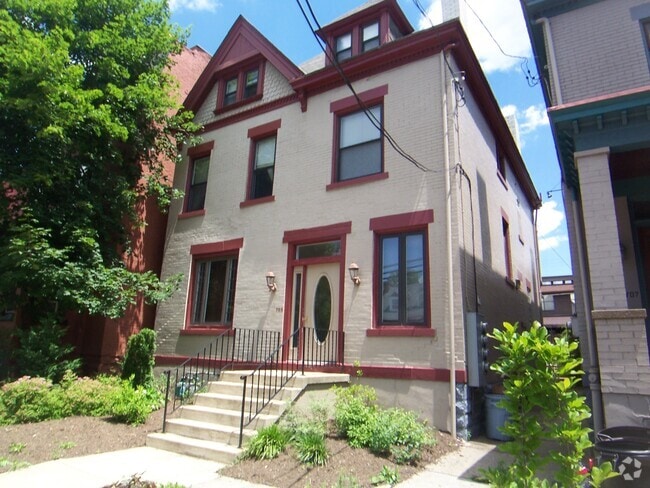 Building Photo - 705 S Aiken Ave Rental