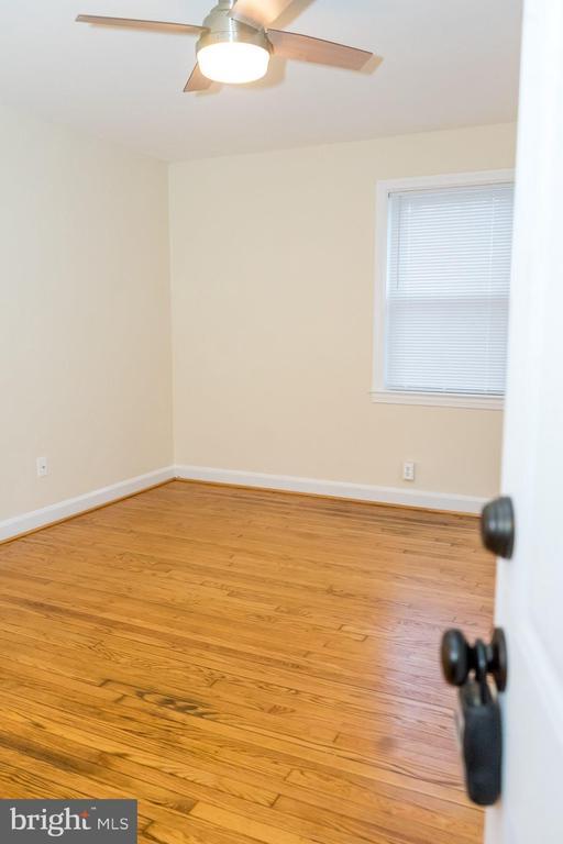 Photo - 605 Silver Spring Ave Unit 2