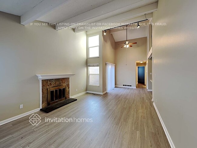 Photo - 11759 Logan St