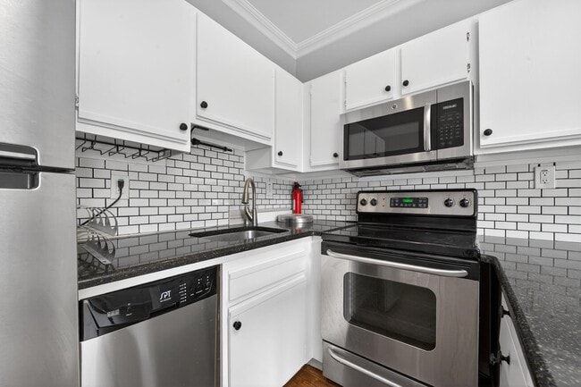 Photo - 354 1st St Unit 3F