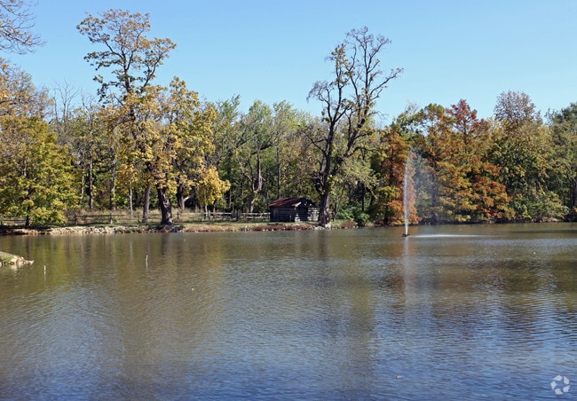 Photo - Maple Gardens
