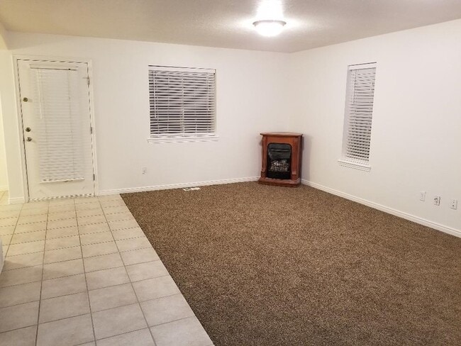 Photo - 729 Apple Grove Ln