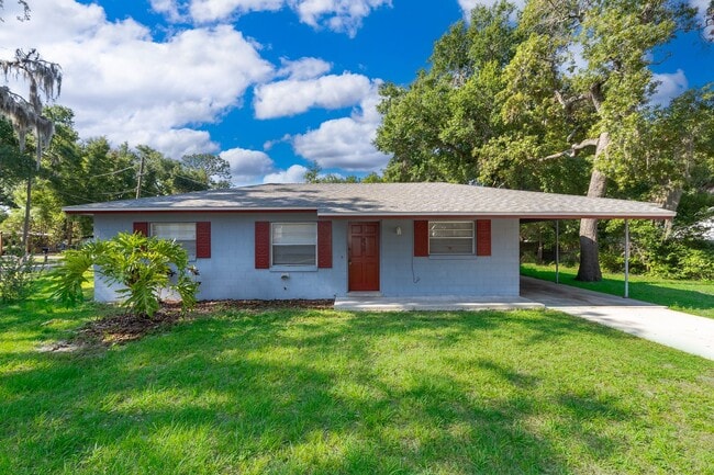 Building Photo - ALTAMONTE SPRINGS: 3 bed/1.5 bath home in ...