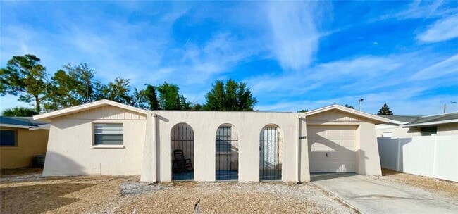 Building Photo - 5829 Embay Ave Rental