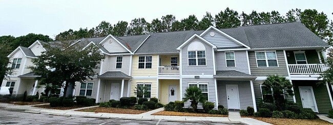 Stunning 3-Bedroom, 2.5-Bathroom Townhome ... - Stunning 3-Bedroom, 2.5-Bathroom Townhome ...