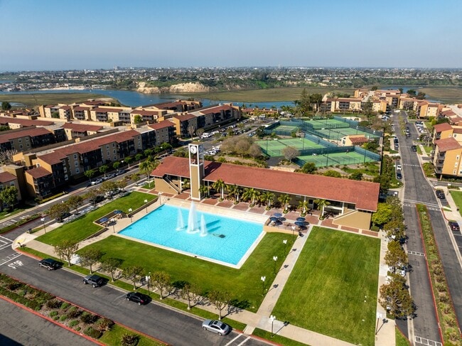 Photo - Park Newport