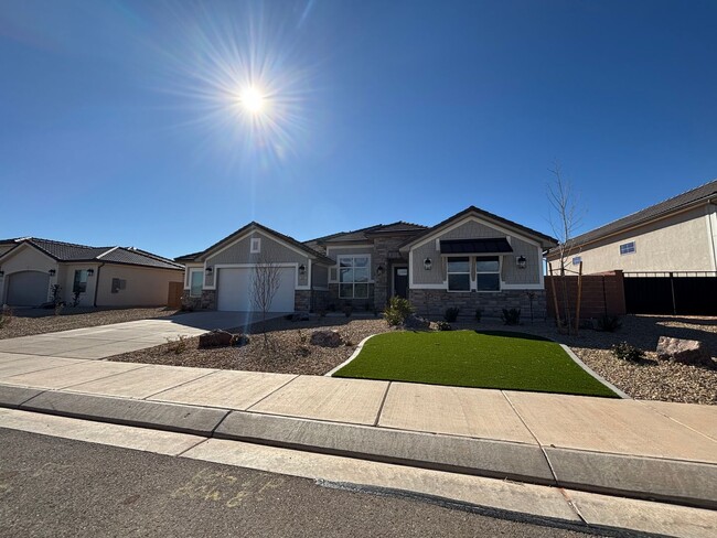 BRAND NEW HOME BY SAND HOLLOW FOR RENT! - BRAND NEW HOME BY SAND HOLLOW FOR RENT!