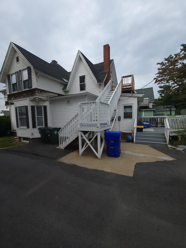 Photo - 721 Belmont St Unit 2