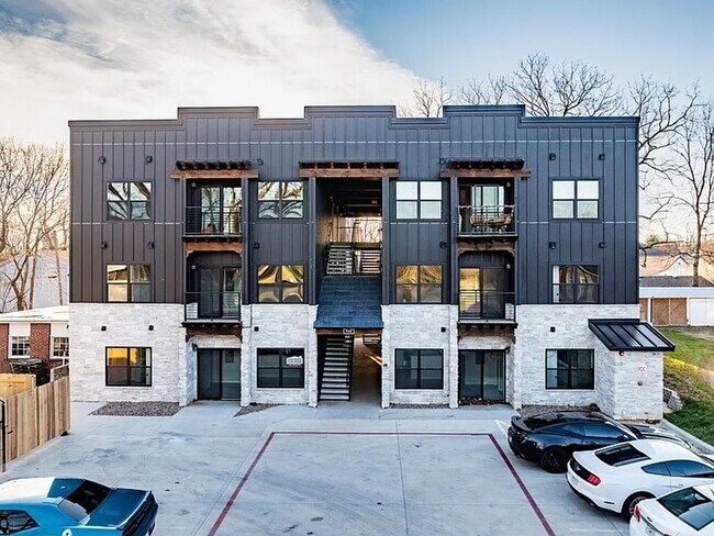 Building Photo - The Vegas Unit 102 Rental