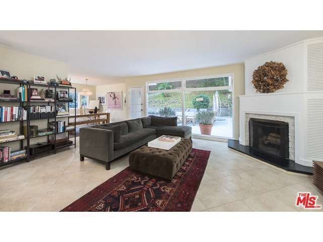Photo - 1423 Roscomare Rd