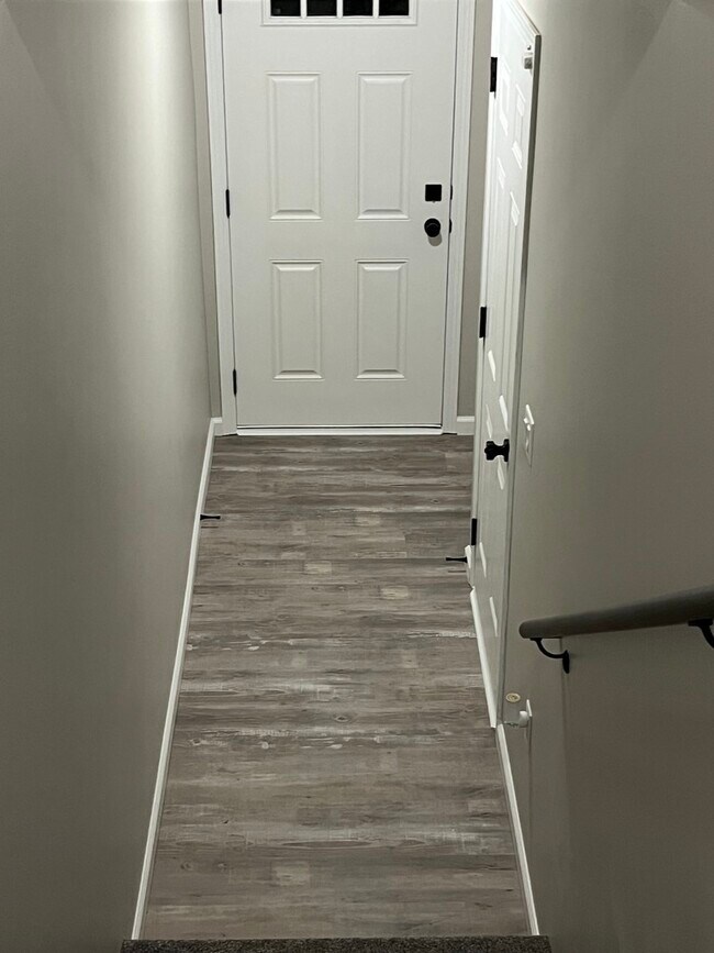 Front Entry - 1141 Cornerstone Ln