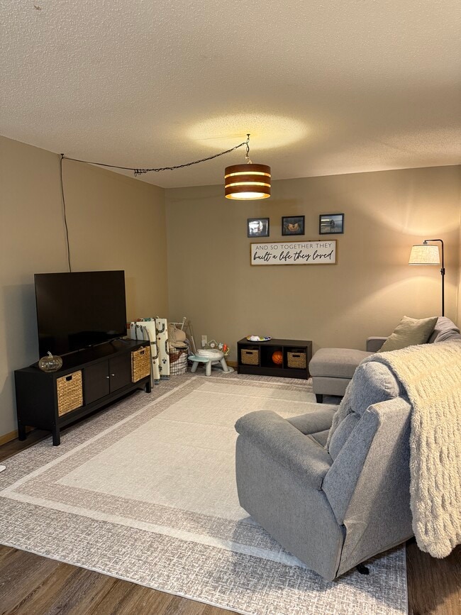 Photo - 4319 131st St