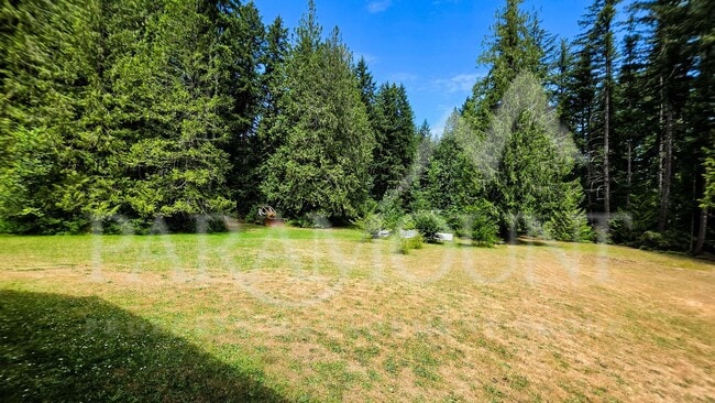 Photo - Spacious Log Home with Acreage!
