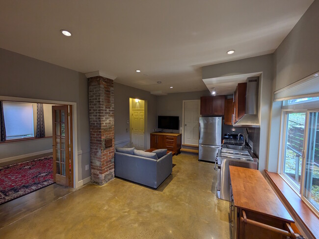 Main Living Area - 1460 21st Ave Apartments Unit B