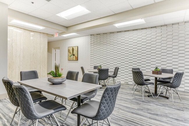 Photo - Academy at Drexel