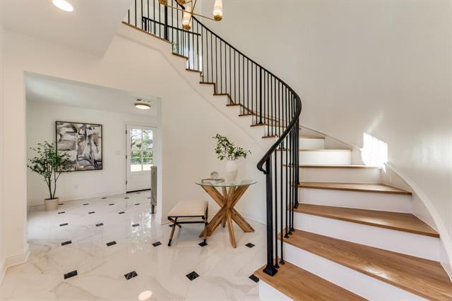 Photo - 5501 Hillcrest Ave